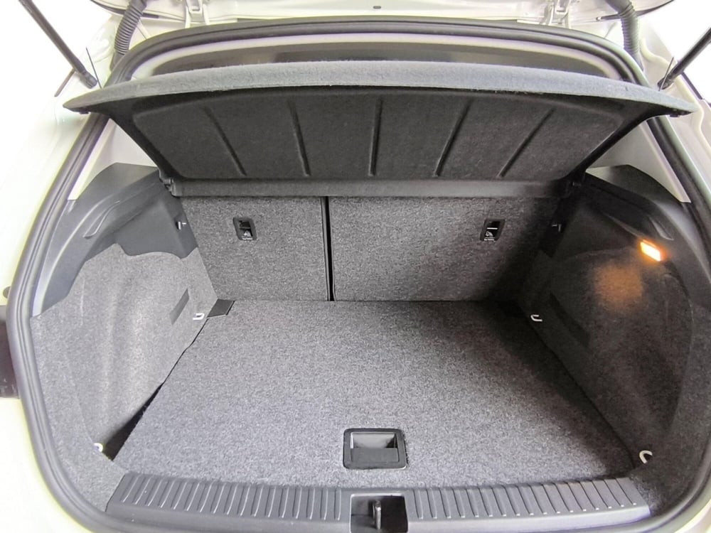 SEAT Arona usata a Udine (15)