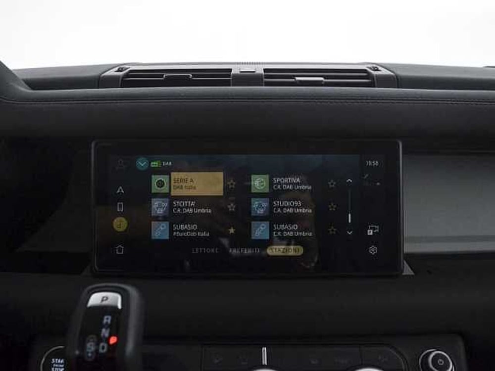 Land Rover Defender usata a Perugia (17)