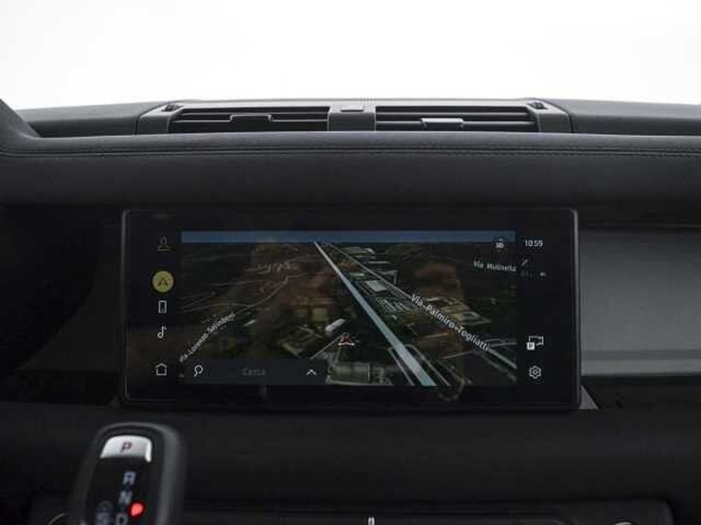 Land Rover Defender usata a Perugia (19)