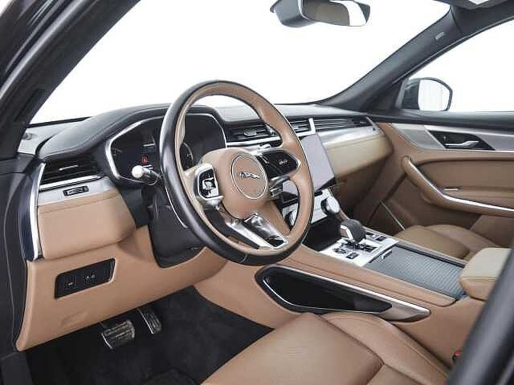 Jaguar F-Pace usata a Perugia (13)