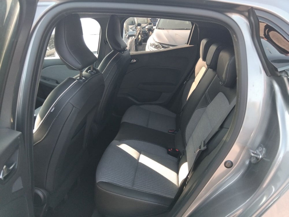 Renault Clio usata a Roma (12)