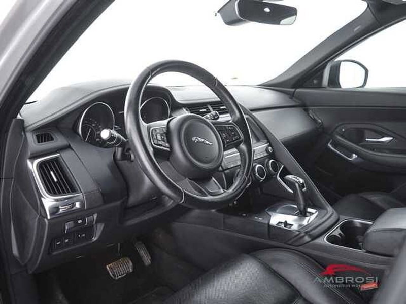 Jaguar E-Pace usata a Perugia (8)