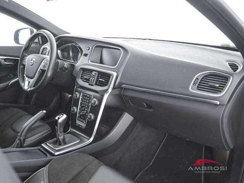Volvo V40 usata a Perugia (12)