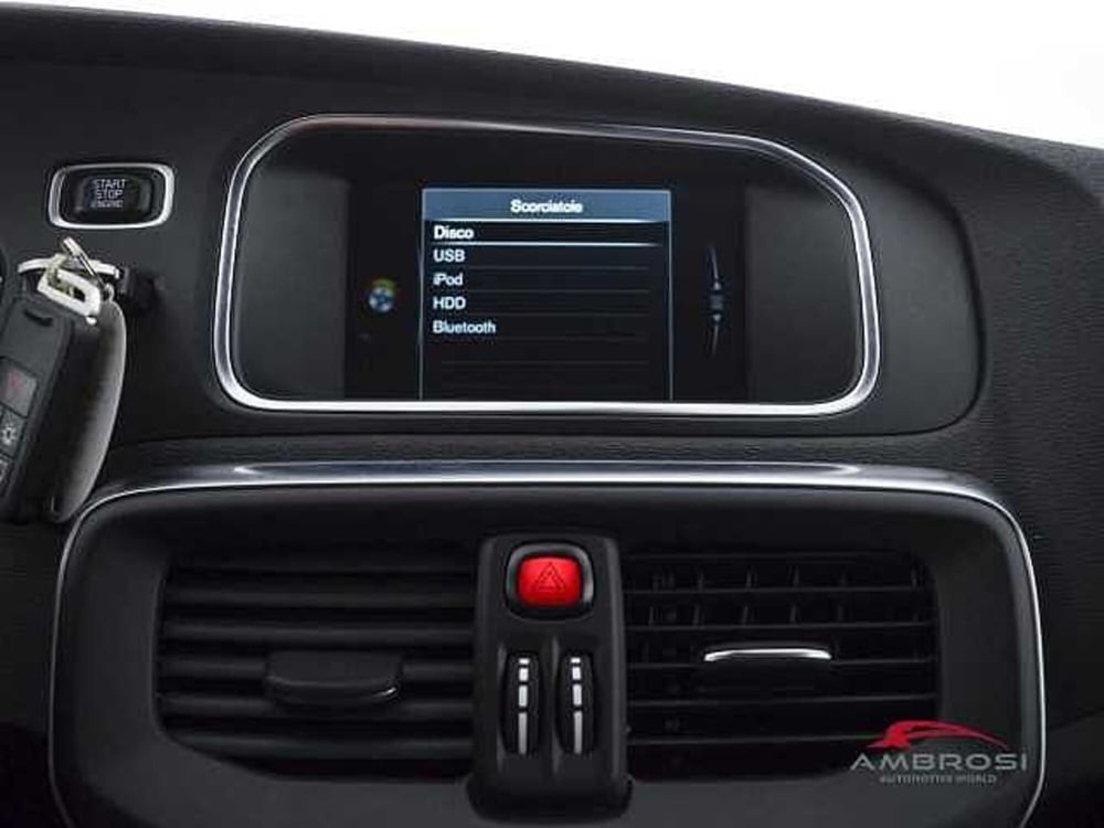 Volvo V40 usata a Perugia (16)