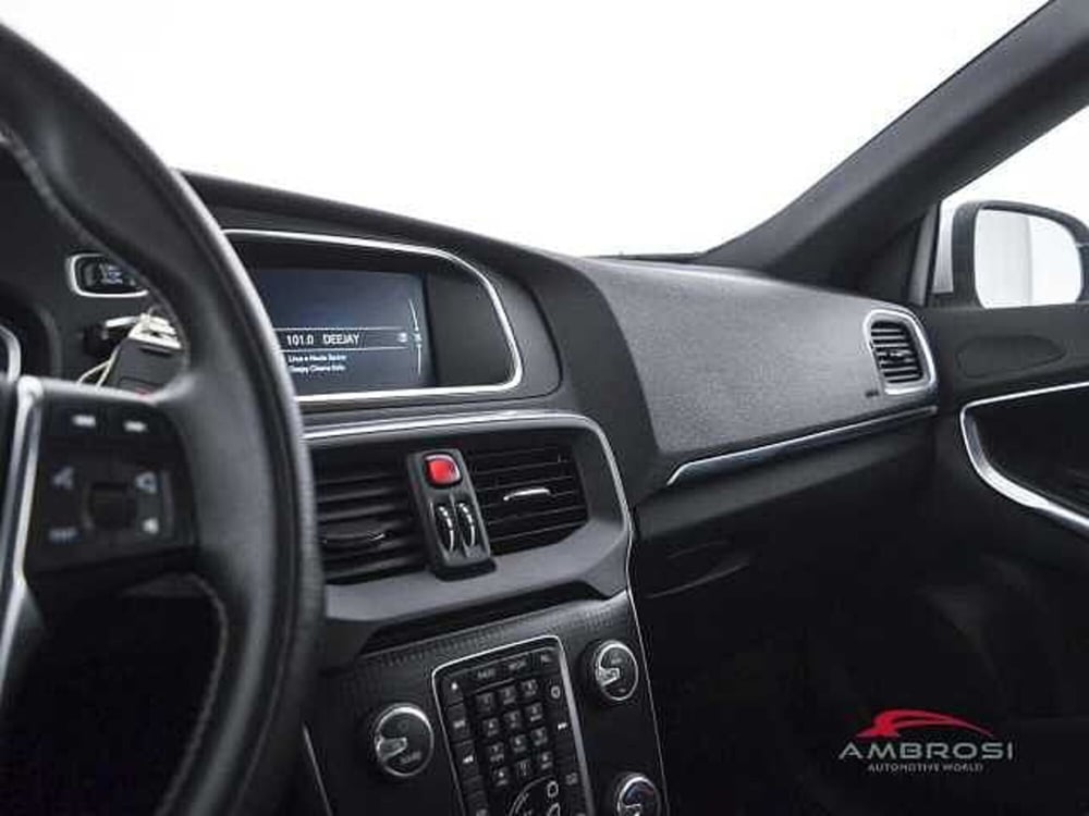 Volvo V40 usata a Perugia (20)