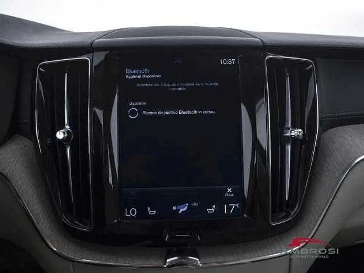 Volvo XC60 usata a Perugia (17)