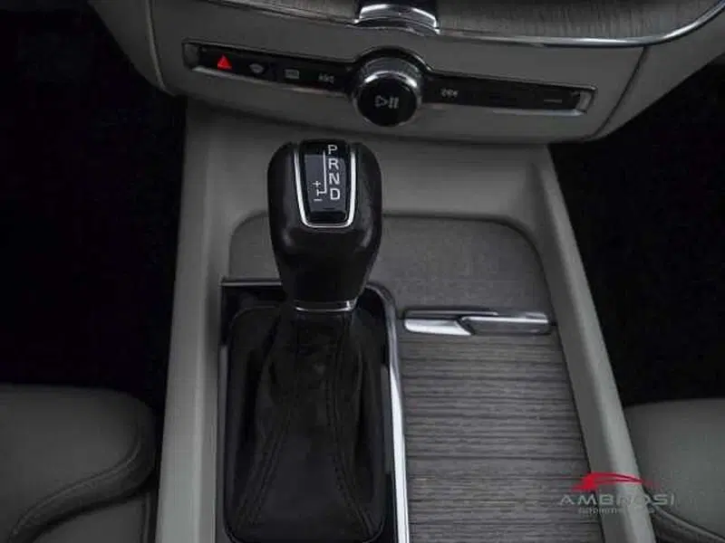 Volvo XC60 usata a Perugia (20)
