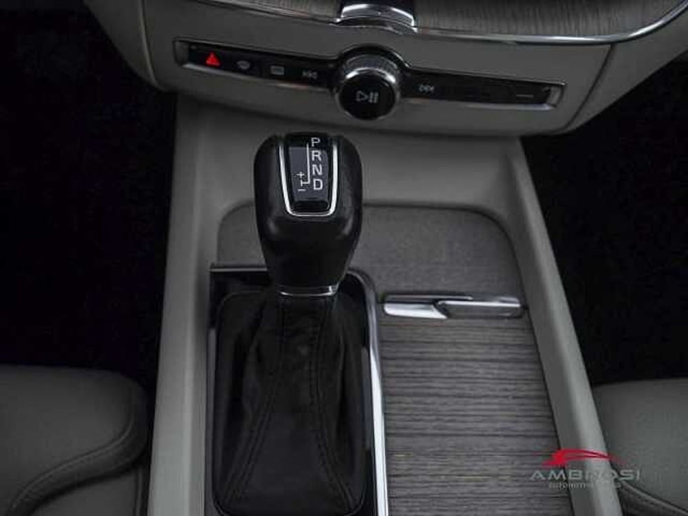 Volvo XC60 usata a Perugia (20)