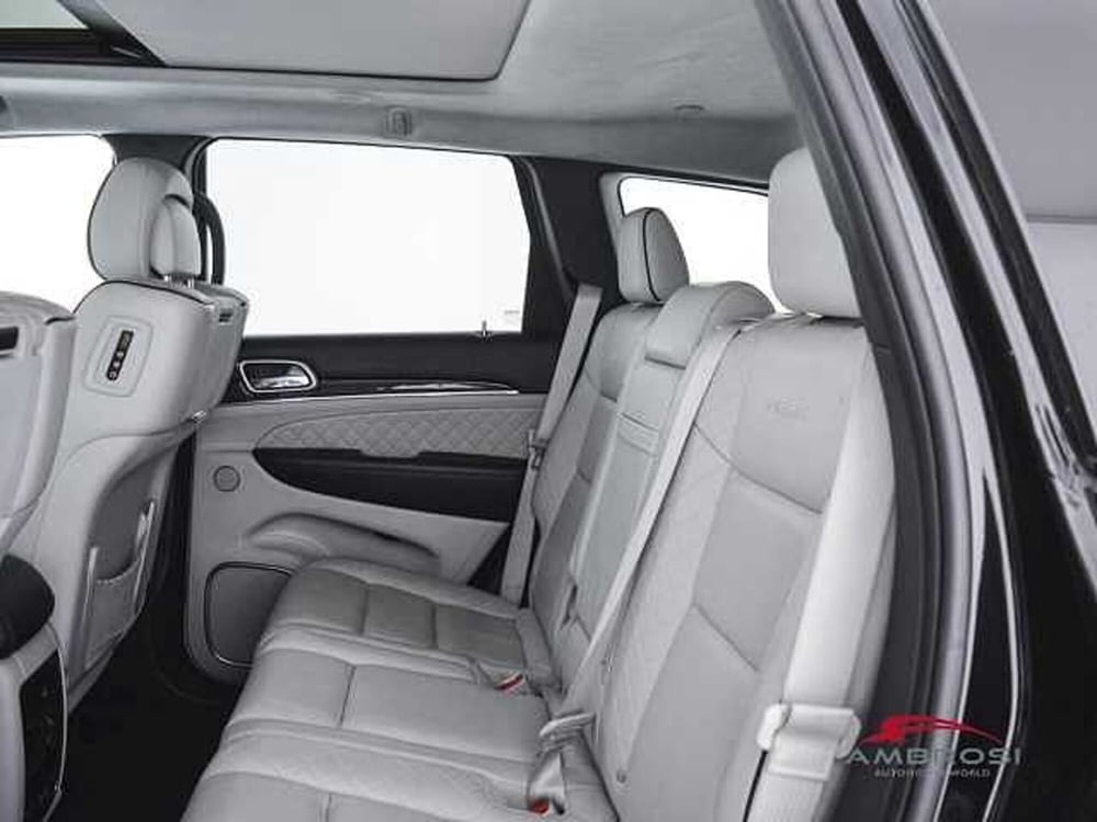 Jeep Grand Cherokee usata a Perugia (10)