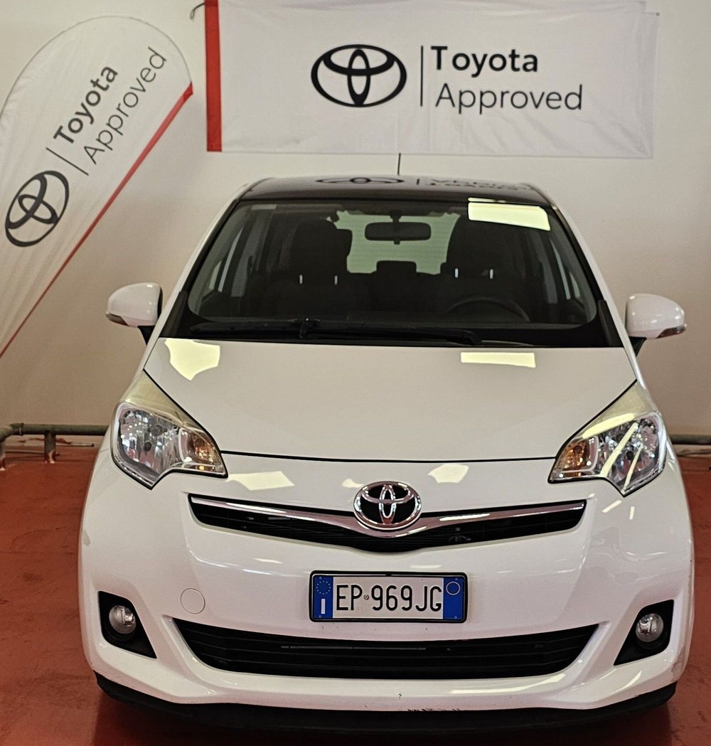 Toyota Verso-S usata a Messina (2)