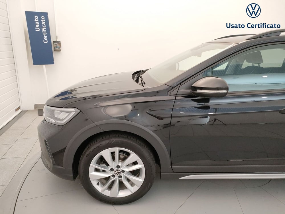 Volkswagen Taigo nuova a Varese (7)