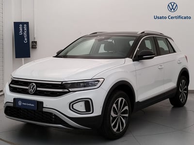 Volkswagen T-Roc 1.5 tsi Style dsg nuova a Busto Arsizio