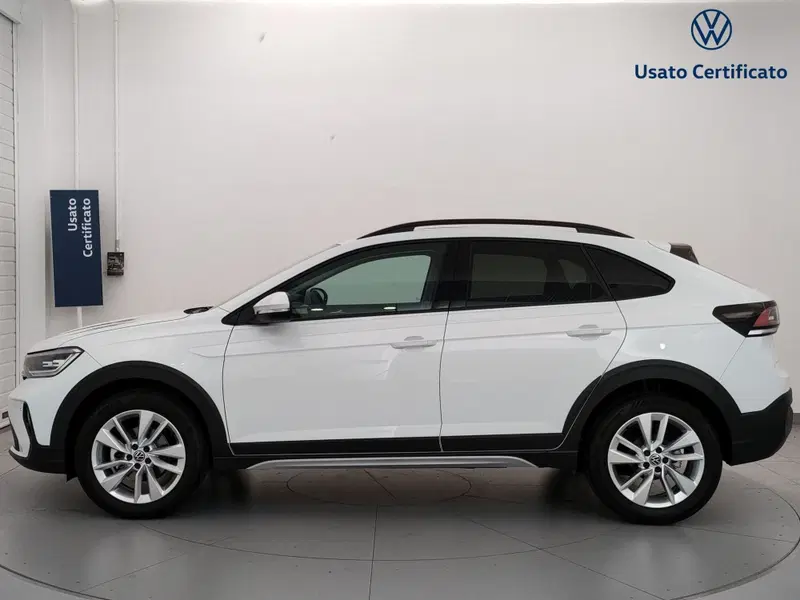 Volkswagen Taigo nuova a Varese (3)