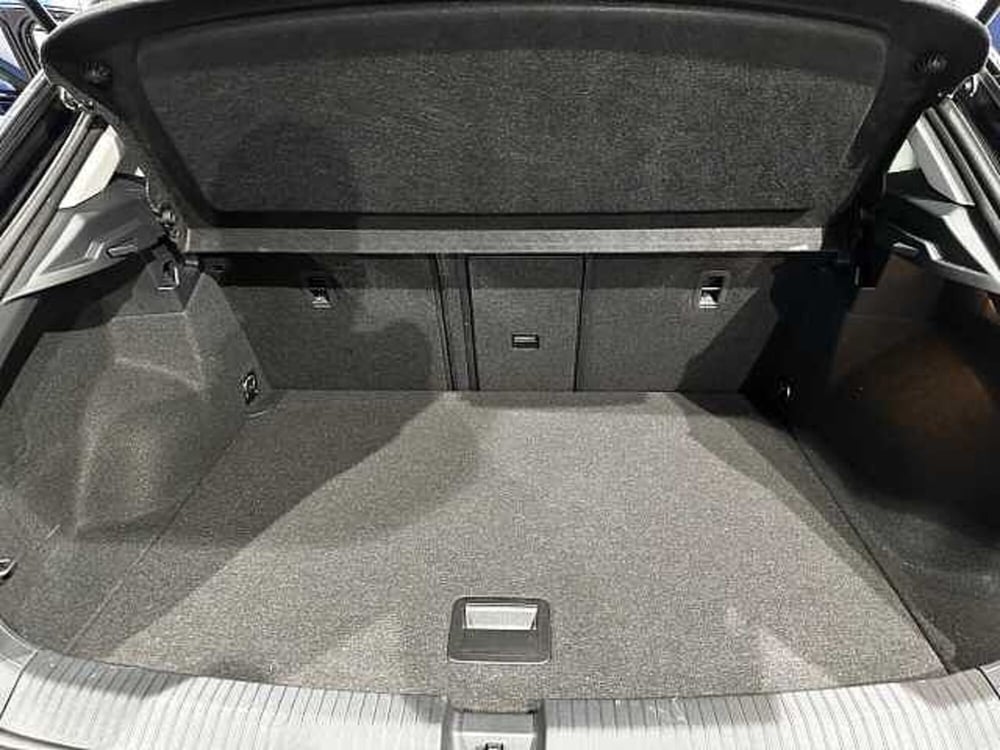 Volkswagen T-Roc usata a Genova (9)