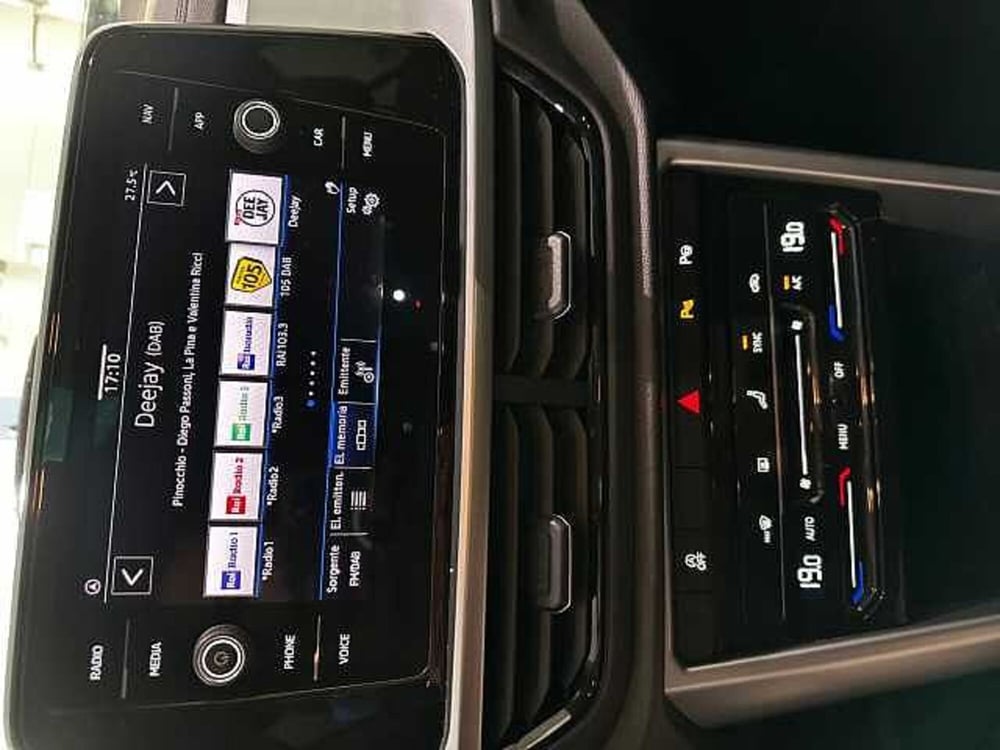 Volkswagen T-Roc usata a Genova (13)
