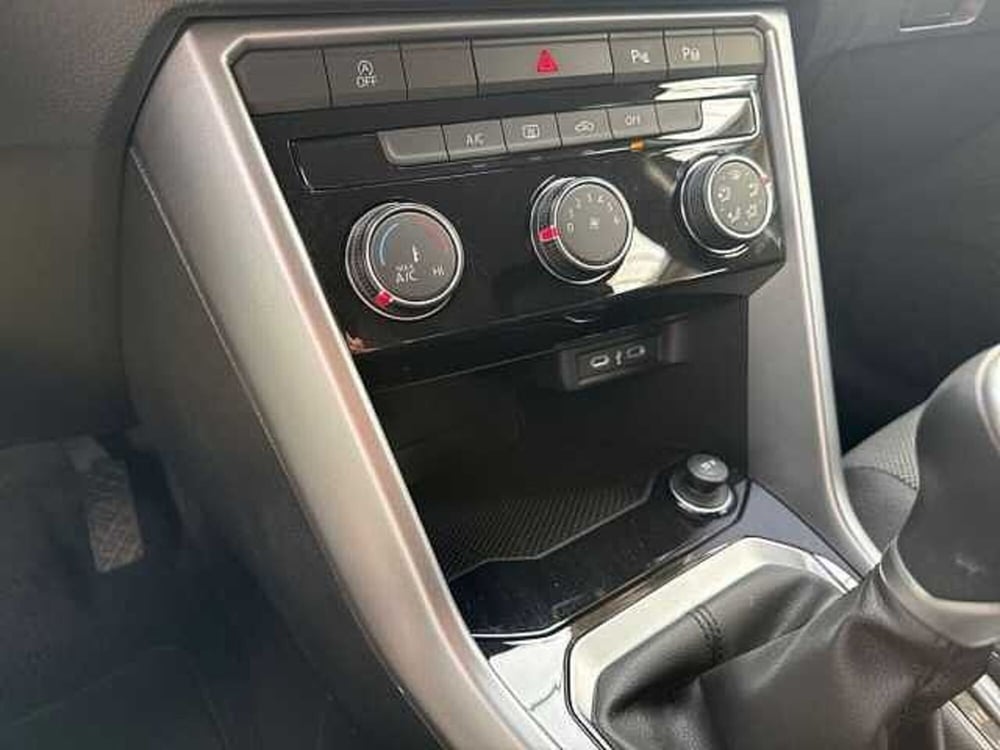 Volkswagen T-Roc usata a Napoli (19)