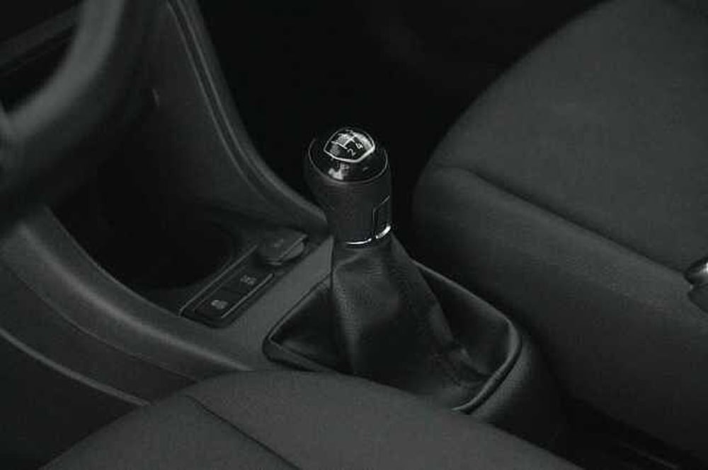 Volkswagen up! usata a Como (12)
