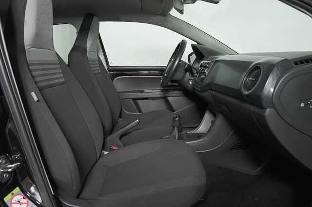 Volkswagen up! usata a Como (9)