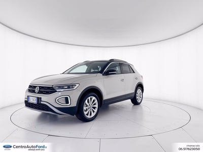 Volkswagen T-Roc 1.0 tsi Edition 115cv nuova a Albano Laziale