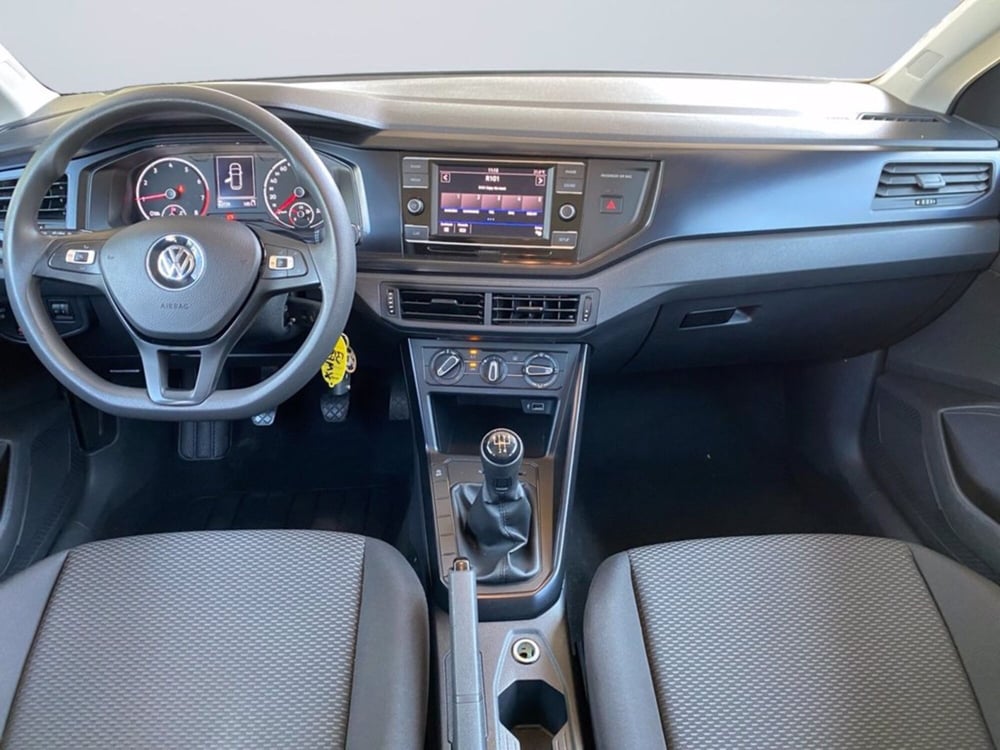 Volkswagen Polo usata a Milano (12)