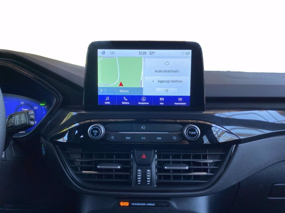Ford Kuga usata a Milano (14)