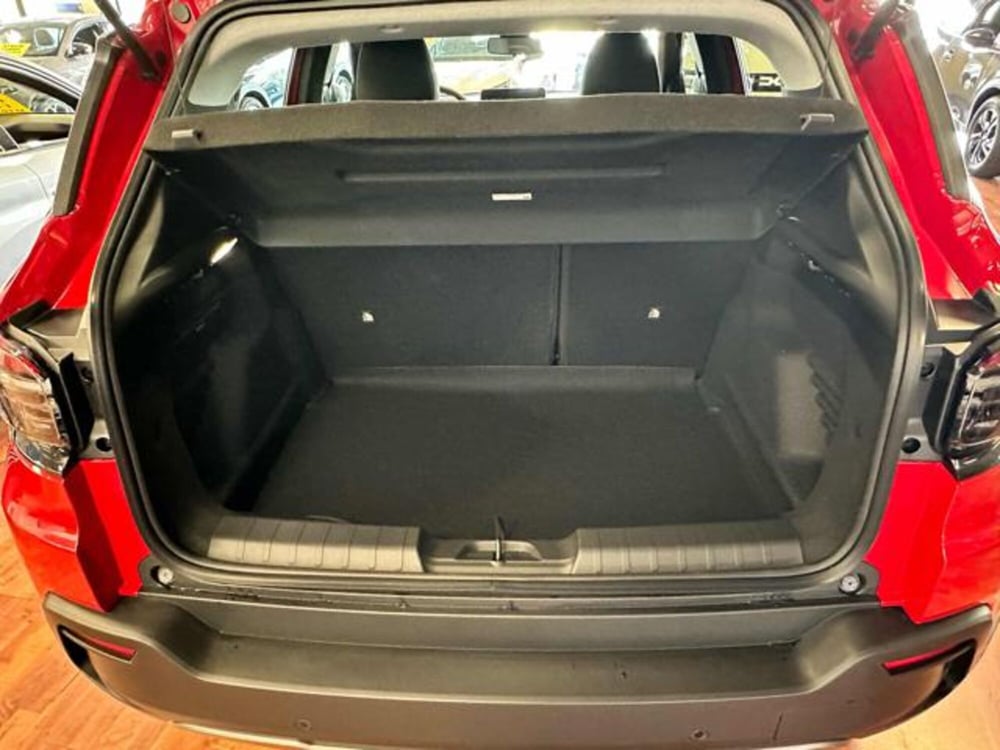 Jeep Avenger nuova a Milano (10)