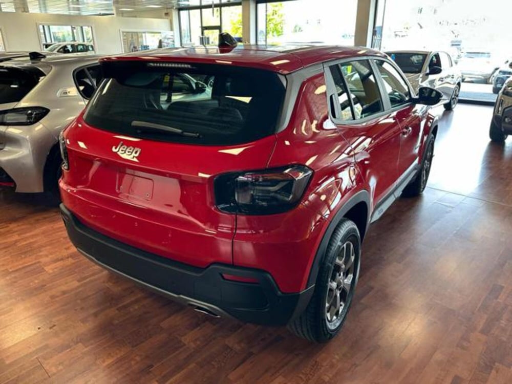 Jeep Avenger nuova a Milano (3)