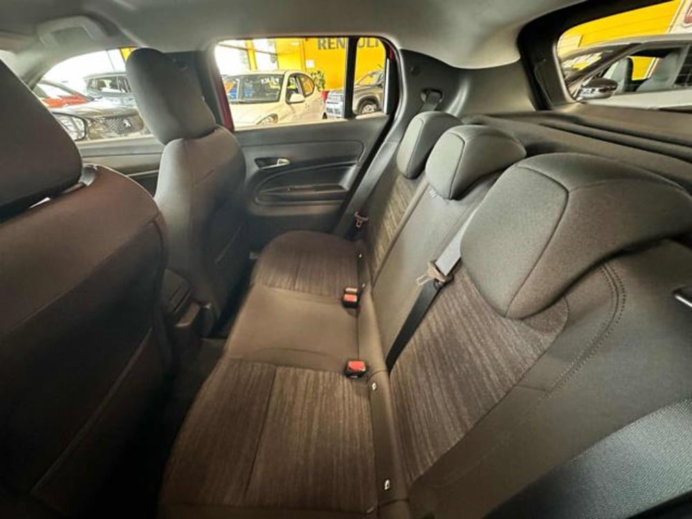 Jeep Avenger nuova a Milano (9)