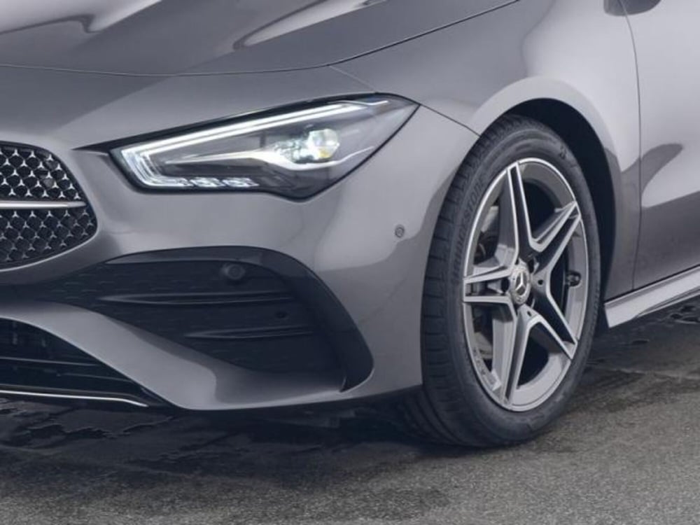 Mercedes-Benz CLA Shooting Brake usata a Milano (2)