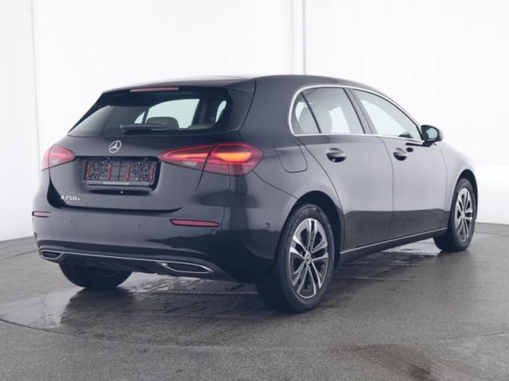 Mercedes-Benz Classe A usata a Milano (2)