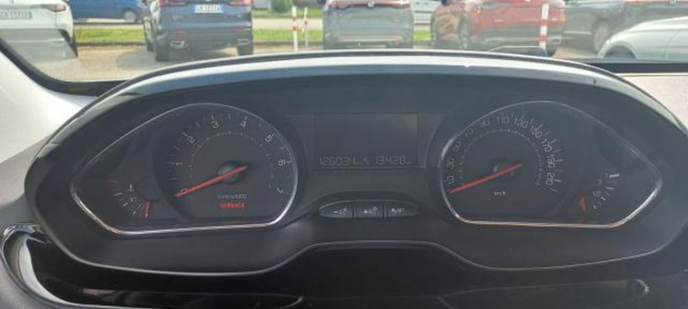 Peugeot 208 usata a Udine (12)