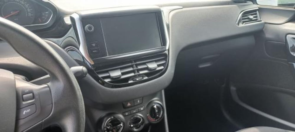 Peugeot 208 usata a Udine (13)