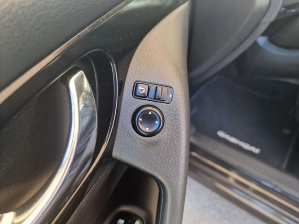 Nissan Qashqai usata a Salerno (12)
