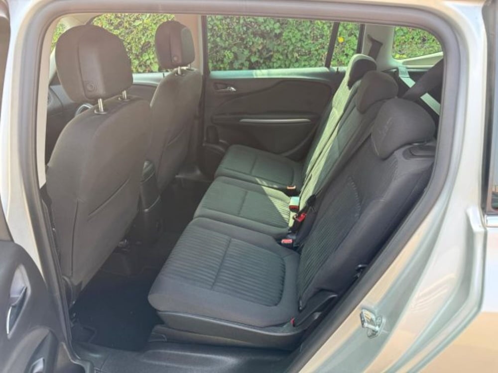 Opel Zafira Tourer usata a Bologna (15)