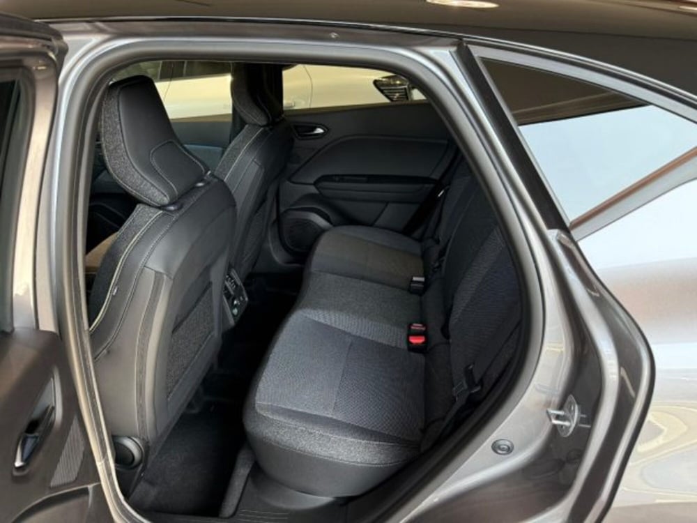 Renault Captur nuova a Bologna (14)