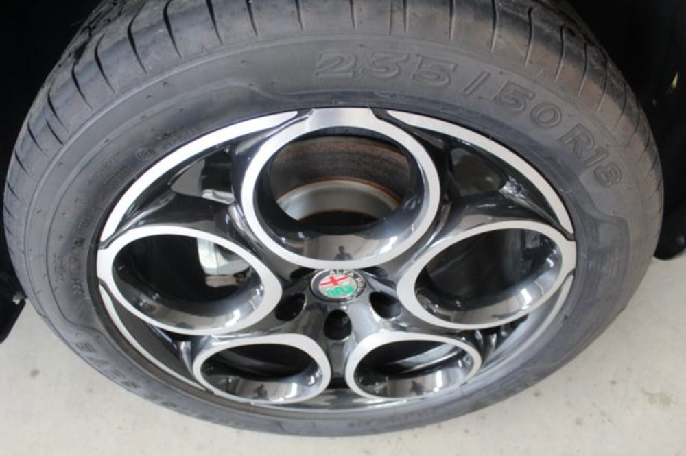 Alfa Romeo Tonale usata a Terni (15)