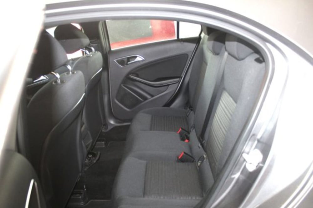 Mercedes-Benz Classe A usata a Terni (9)