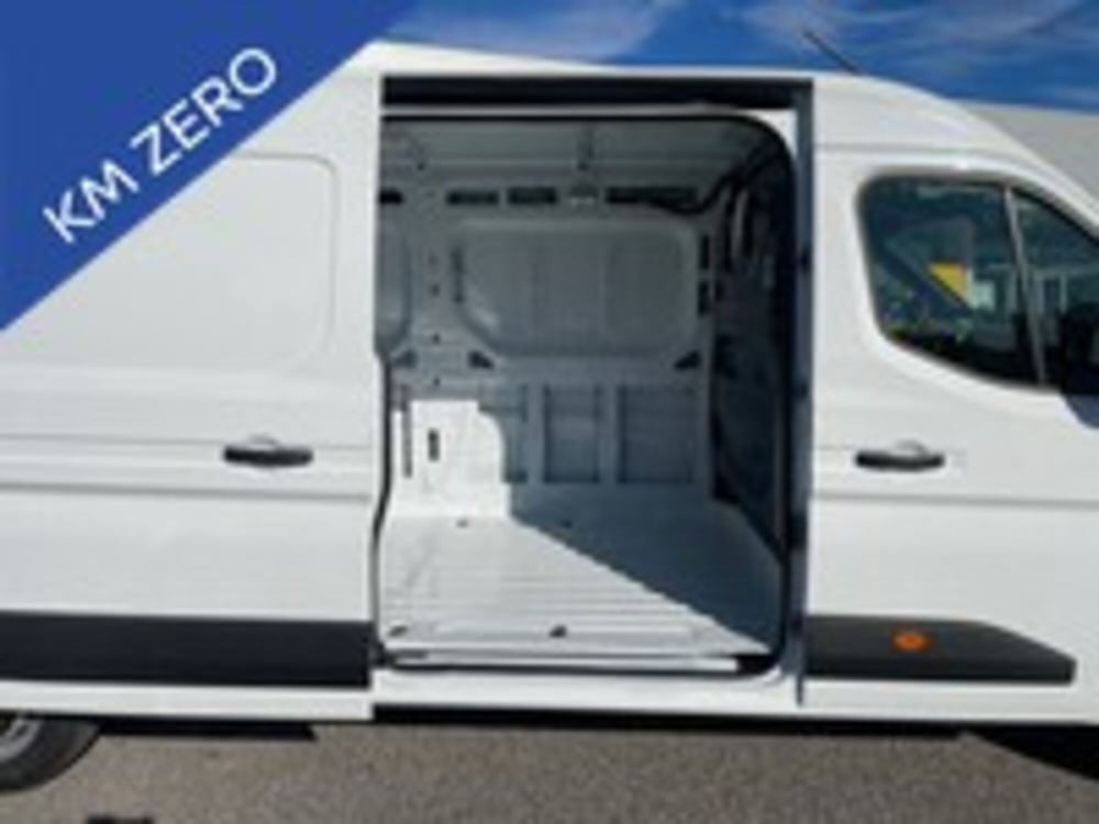 Renault Master Furgone nuova a Udine (5)