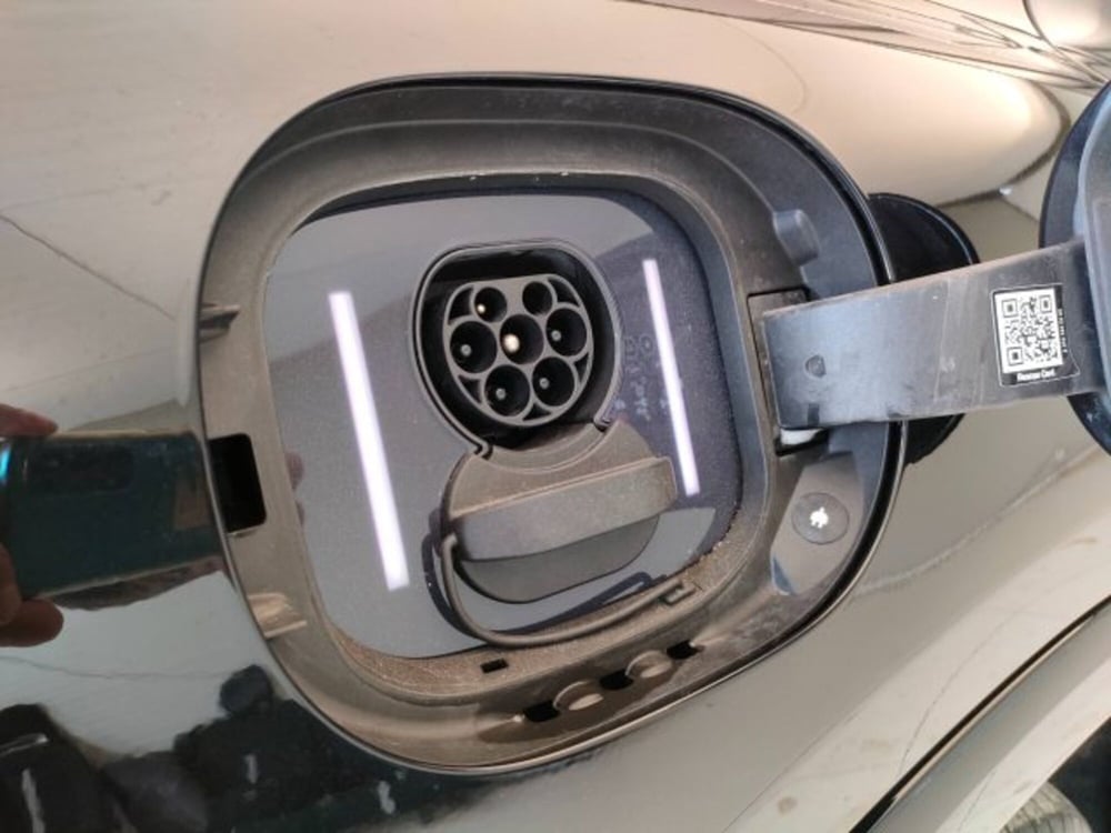 Mercedes-Benz EQS SUV usata a Teramo (15)
