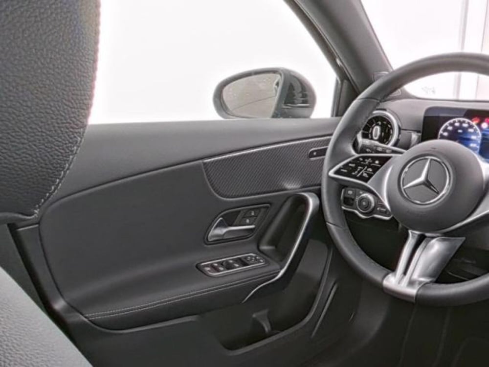 Mercedes-Benz Classe A usata a Milano (8)