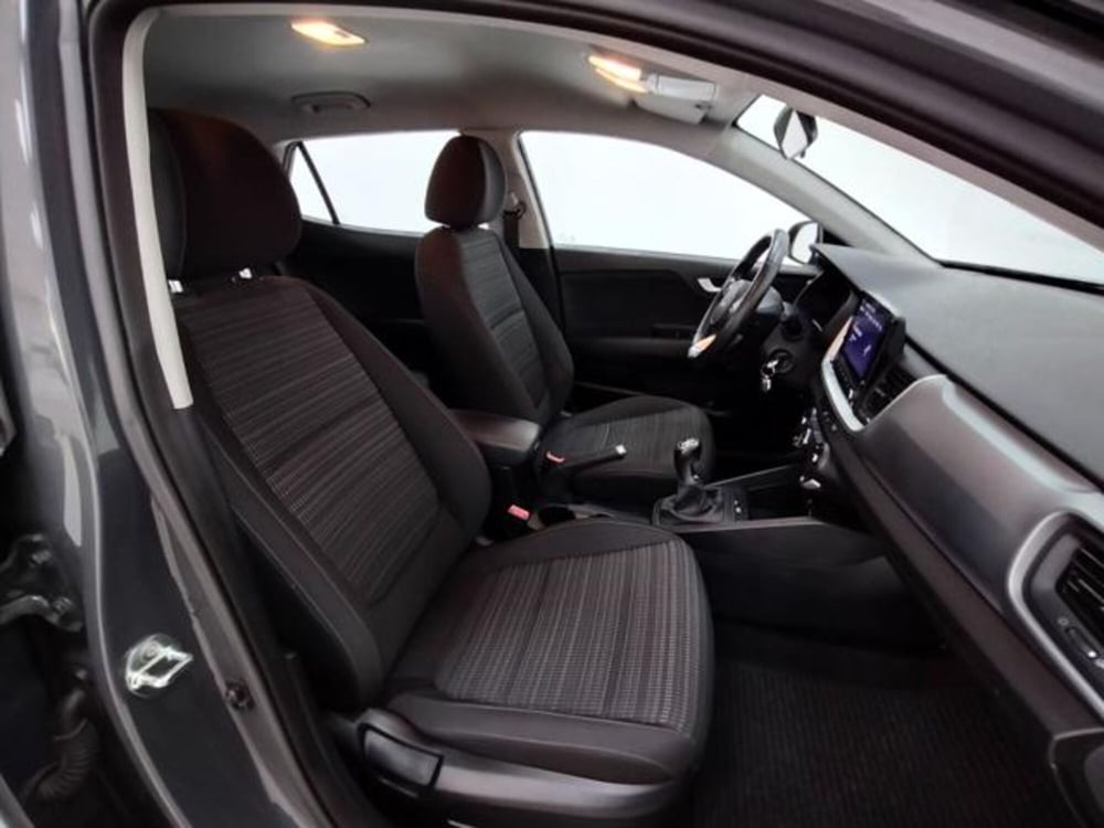 Kia Stonic usata a Como (3)