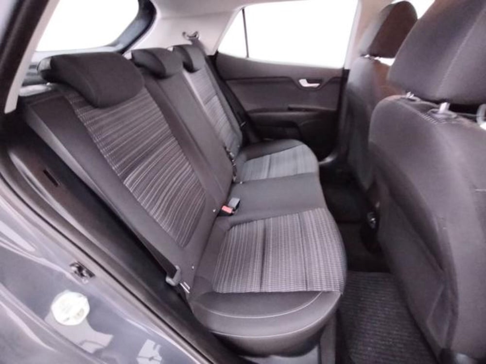 Kia Stonic usata a Como (5)