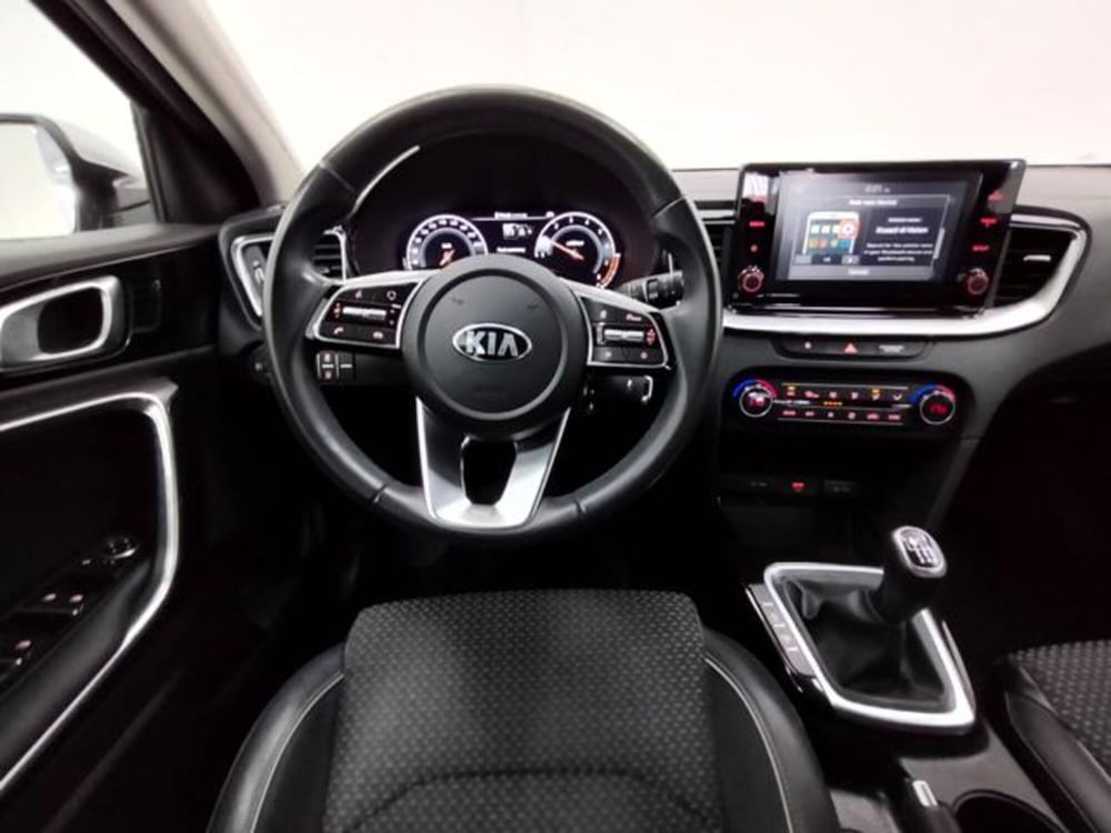 Kia XCeed usata a Como (10)