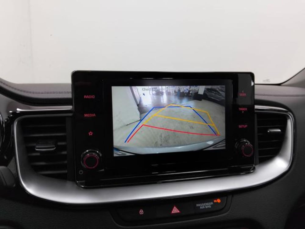Kia XCeed usata a Como (17)