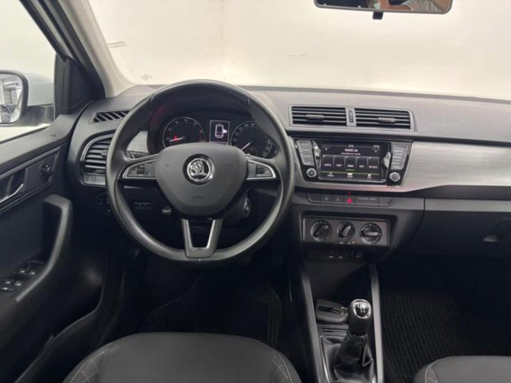 Skoda Fabia Station Wagon usata a Como (10)