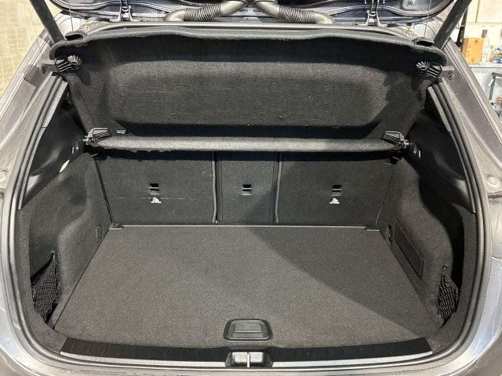 Mercedes-Benz GLA SUV usata a Bologna (8)