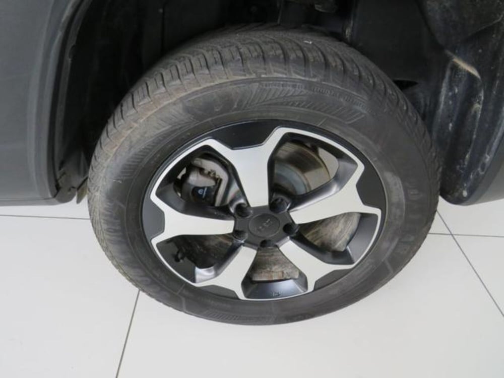 Jeep Renegade usata a Lodi (15)
