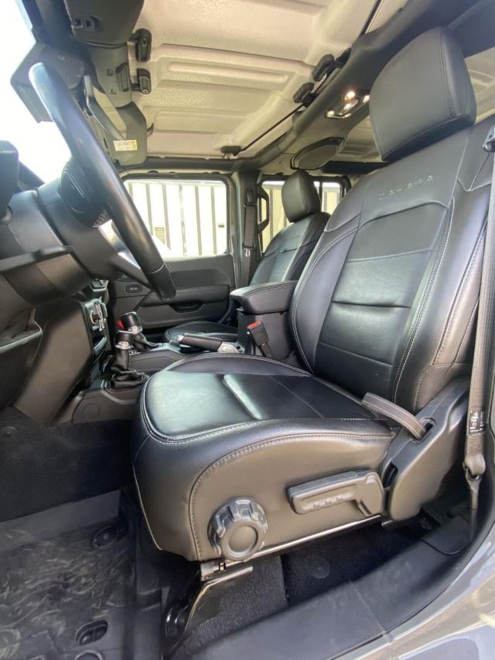 Jeep Wrangler Unlimited usata a Firenze (11)