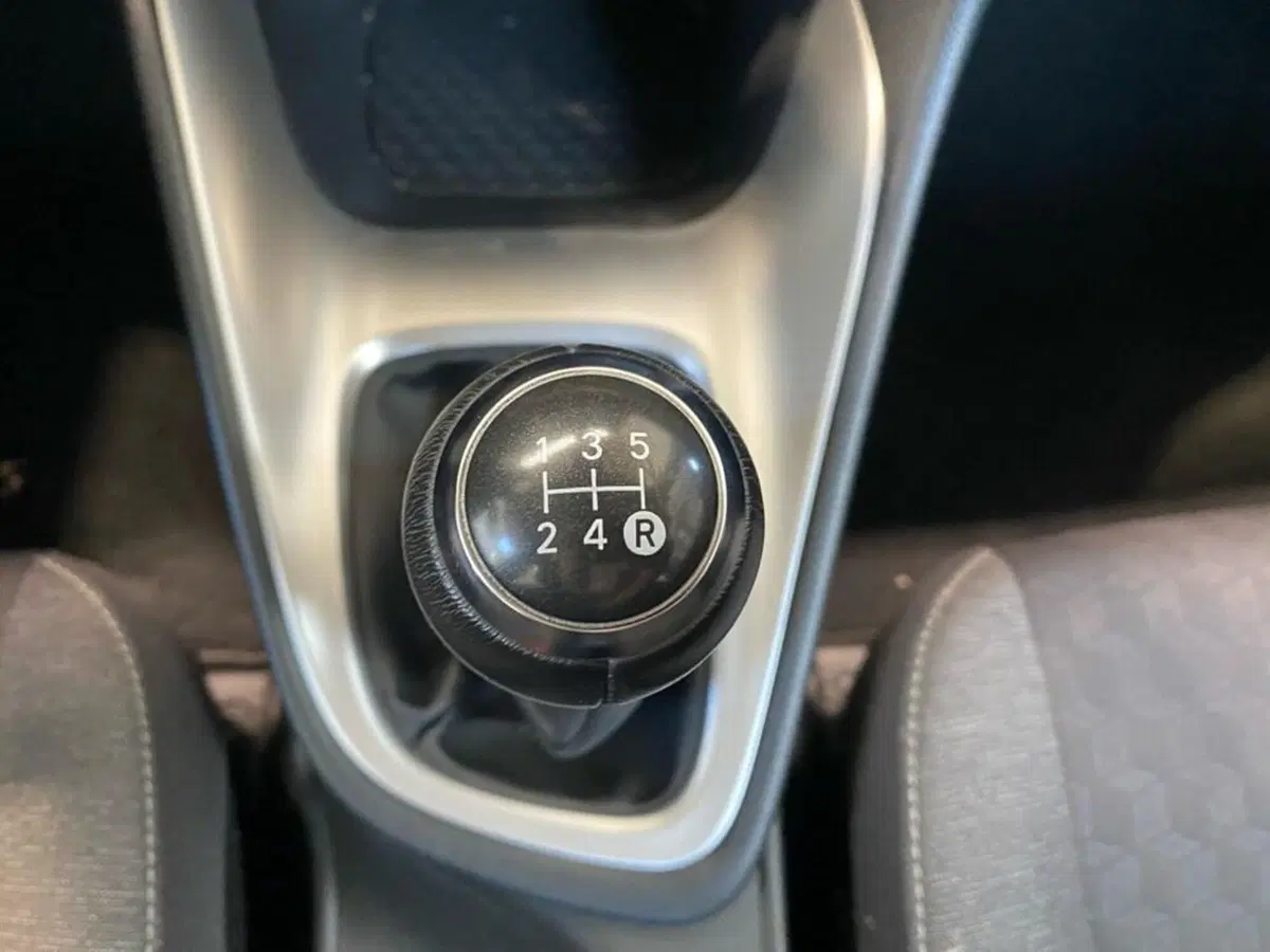 Toyota Yaris usata a Torino (12)