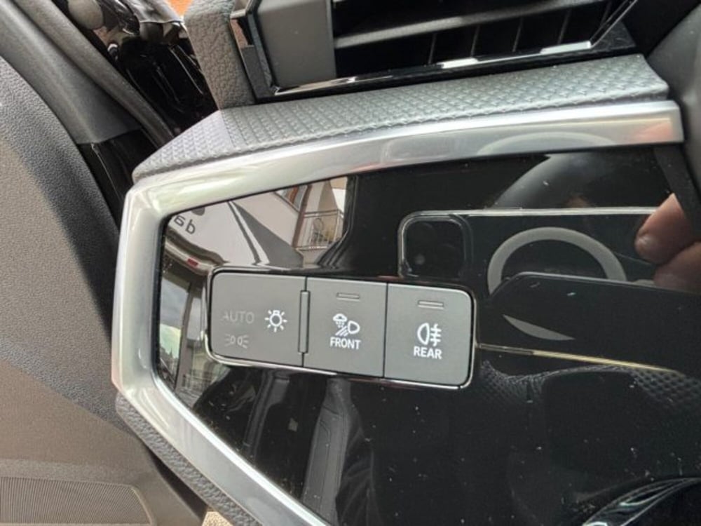 Audi Q3 Sportback nuova a Cuneo (11)